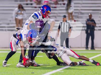 Thumbnail 3 in Kashmere @ Wheatley photogallery.