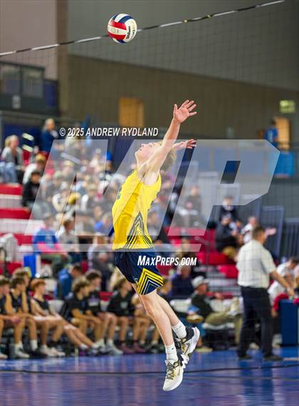 Thumbnail 2 in Stargate School vs. Denver Waldorf (CHSAA 4A Round 2) photogallery.