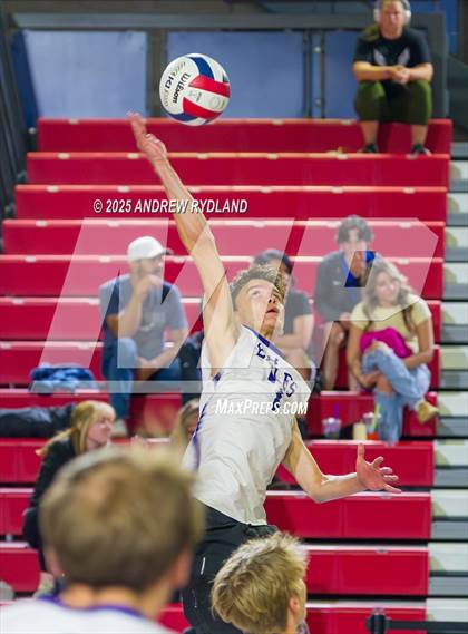 Thumbnail 2 in Stargate School vs. Denver Waldorf (CHSAA 4A Round 2) photogallery.