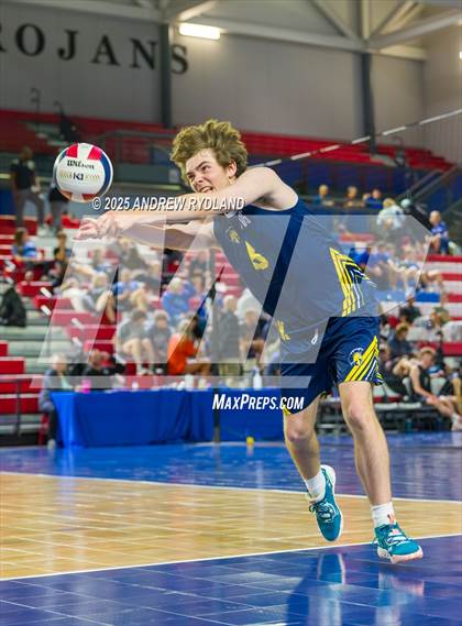 Thumbnail 1 in Stargate School vs. Denver Waldorf (CHSAA 4A Round 2) photogallery.