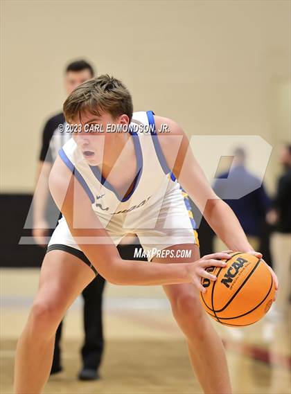 Thumbnail 2 in Christ Presbyterian Academy vs. Goodpasture Christian photogallery.