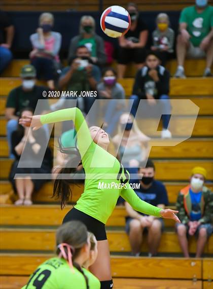 Thumbnail 1 in Deer Valley vs. Flagstaff (AIA 4A Quarterfinal) photogallery.