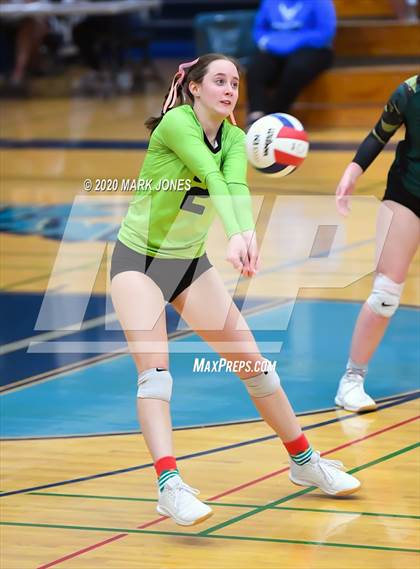 Thumbnail 2 in Deer Valley vs. Flagstaff (AIA 4A Quarterfinal) photogallery.