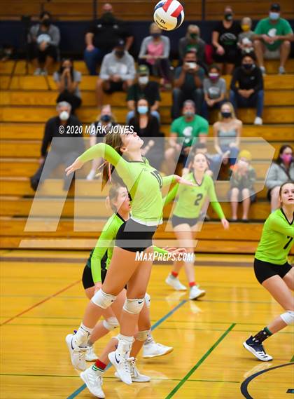 Thumbnail 3 in Deer Valley vs. Flagstaff (AIA 4A Quarterfinal) photogallery.
