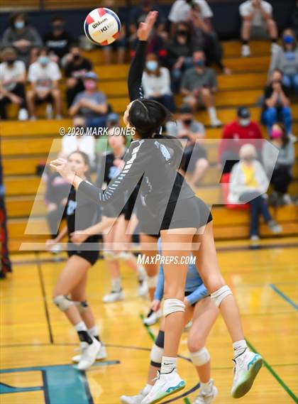 Thumbnail 1 in Deer Valley vs. Flagstaff (AIA 4A Quarterfinal) photogallery.