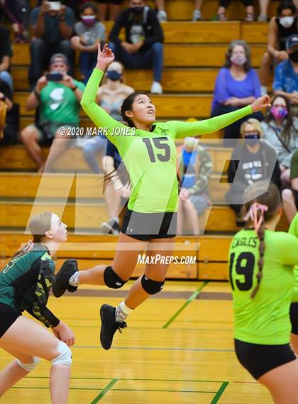 Thumbnail 2 in Deer Valley vs. Flagstaff (AIA 4A Quarterfinal) photogallery.