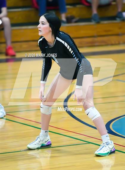 Thumbnail 3 in Deer Valley vs. Flagstaff (AIA 4A Quarterfinal) photogallery.
