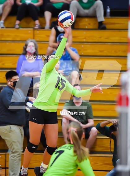 Thumbnail 2 in Deer Valley vs. Flagstaff (AIA 4A Quarterfinal) photogallery.