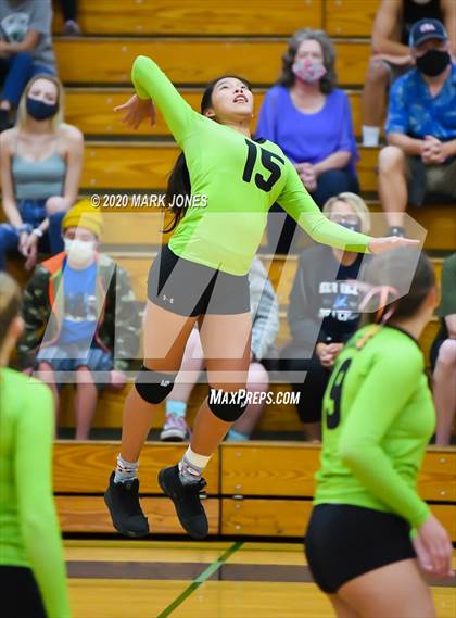 Thumbnail 1 in Deer Valley vs. Flagstaff (AIA 4A Quarterfinal) photogallery.