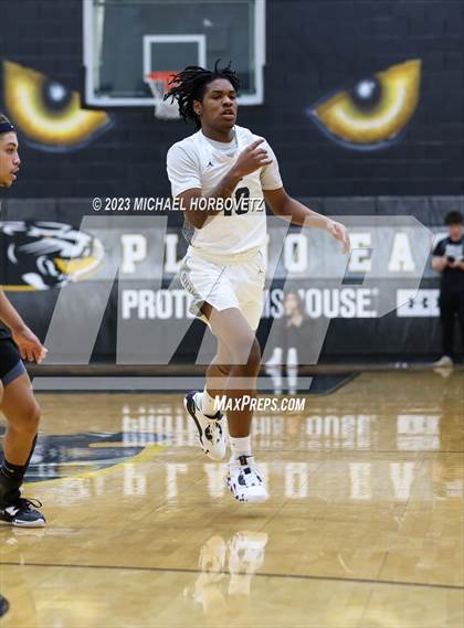 Thumbnail 1 in Hebron @ Plano East photogallery.