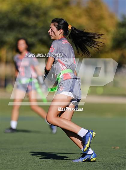 Thumbnail 3 in Saint Joseph vs University photogallery.