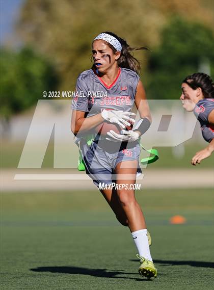 Thumbnail 2 in Saint Joseph vs University photogallery.