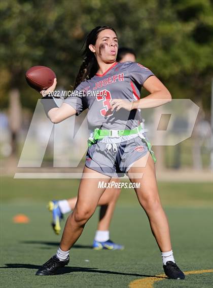 Thumbnail 3 in Saint Joseph vs University photogallery.