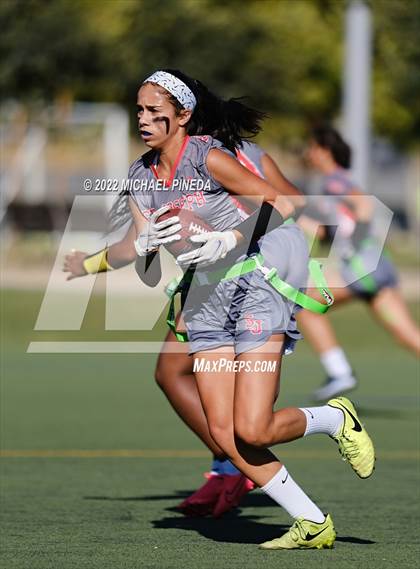 Thumbnail 2 in Saint Joseph vs University photogallery.