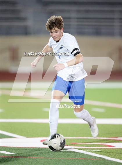 Thumbnail 3 in Midlothian vs Saginaw (UIL 5A Soccer Regional Quarter Finals) photogallery.