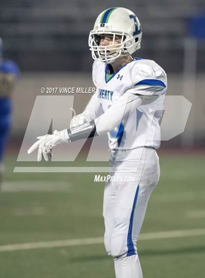 Thumbnail 3 in Liberty vs. Fife (WIAA 2A 1st Round) photogallery.