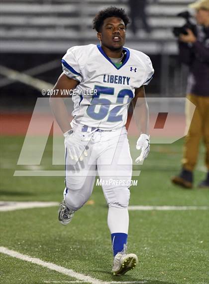 Thumbnail 2 in Liberty vs. Fife (WIAA 2A 1st Round) photogallery.