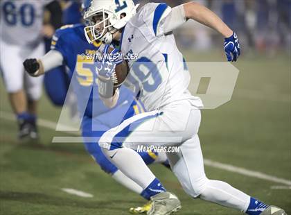 Thumbnail 1 in Liberty vs. Fife (WIAA 2A 1st Round) photogallery.