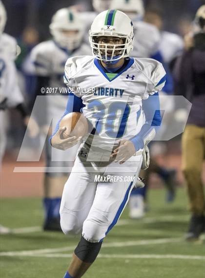 Thumbnail 2 in Liberty vs. Fife (WIAA 2A 1st Round) photogallery.