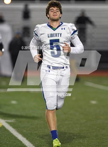 Thumbnail 1 in Liberty vs. Fife (WIAA 2A 1st Round) photogallery.