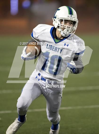 Thumbnail 3 in Liberty vs. Fife (WIAA 2A 1st Round) photogallery.