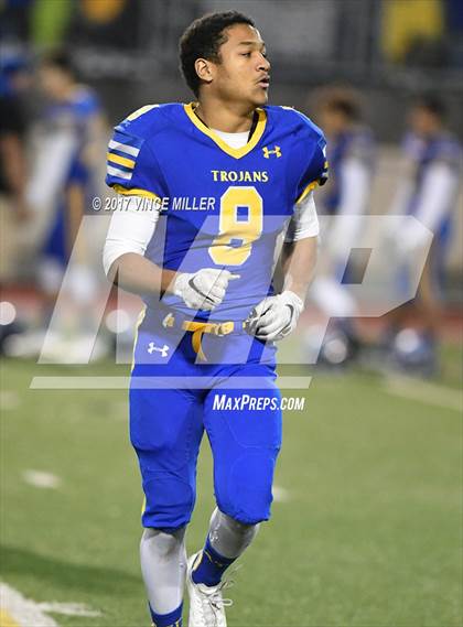 Thumbnail 2 in Liberty vs. Fife (WIAA 2A 1st Round) photogallery.