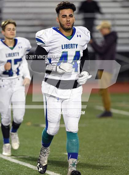 Thumbnail 1 in Liberty vs. Fife (WIAA 2A 1st Round) photogallery.