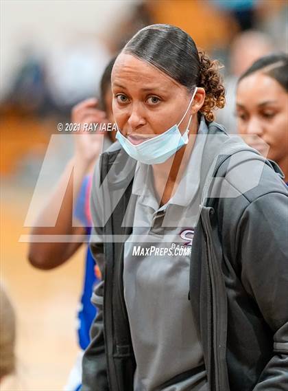 Thumbnail 1 in Christian Brothers vs. St. Francis (Valley High Tournament) photogallery.