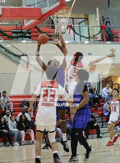 Thumbnail 3 in Eagle Academy vs Half Hollow Hills East (Gary Charles Hoop Classic) photogallery.