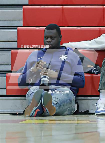 Thumbnail 3 in Eagle Academy vs Half Hollow Hills East (Gary Charles Hoop Classic) photogallery.