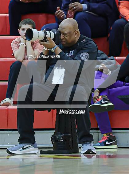 Thumbnail 1 in Eagle Academy vs Half Hollow Hills East (Gary Charles Hoop Classic) photogallery.