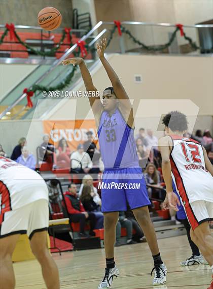 Thumbnail 2 in Eagle Academy vs Half Hollow Hills East (Gary Charles Hoop Classic) photogallery.