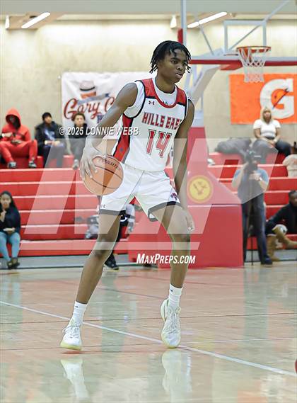 Thumbnail 3 in Eagle Academy vs Half Hollow Hills East (Gary Charles Hoop Classic) photogallery.