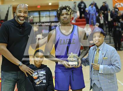 Thumbnail 1 in Eagle Academy vs Half Hollow Hills East (Gary Charles Hoop Classic) photogallery.