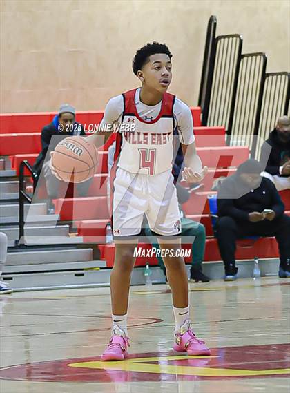Thumbnail 1 in Eagle Academy vs Half Hollow Hills East (Gary Charles Hoop Classic) photogallery.