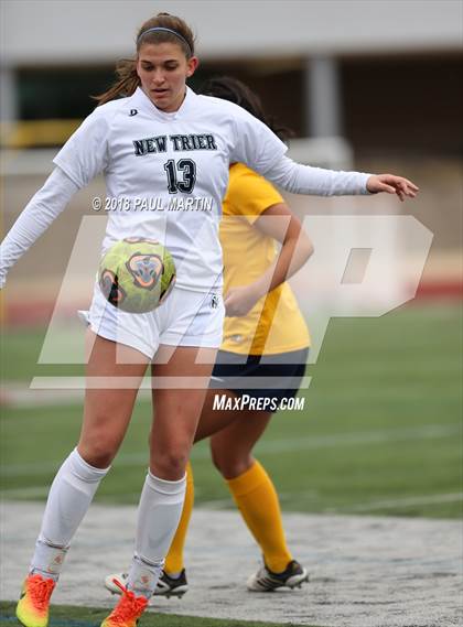 Thumbnail 2 in Neuqua Valley vs. New Trier photogallery.