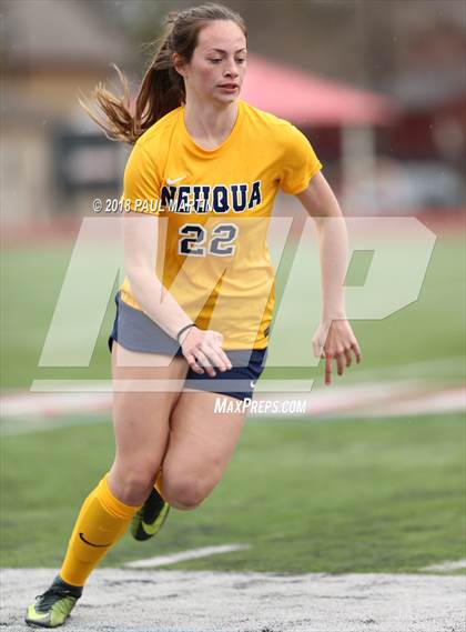 Thumbnail 3 in Neuqua Valley vs. New Trier photogallery.