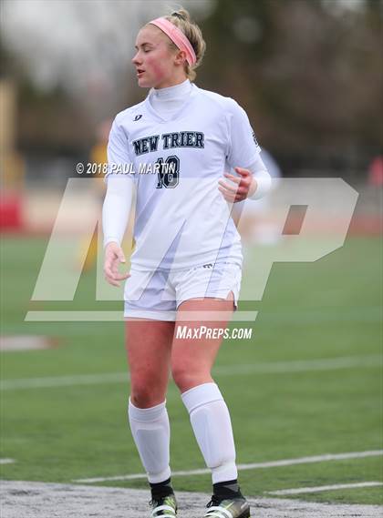 Thumbnail 2 in Neuqua Valley vs. New Trier photogallery.