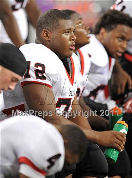 Thumbnail 3 in Cedar Hill vs. Guyer (Kirk Herbstreit National Kickoff Classic) photogallery.