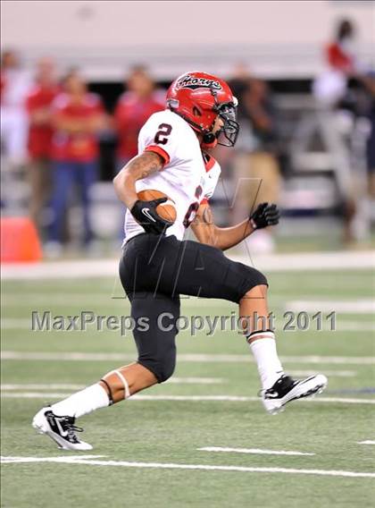 Thumbnail 1 in Cedar Hill vs. Guyer (Kirk Herbstreit National Kickoff Classic) photogallery.