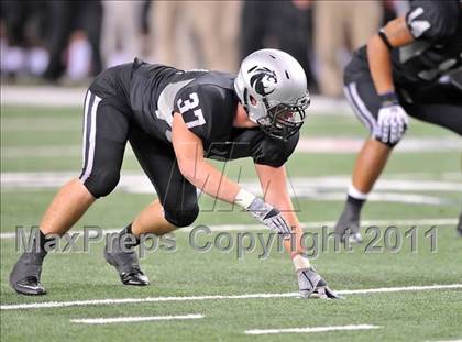 Thumbnail 1 in Cedar Hill vs. Guyer (Kirk Herbstreit National Kickoff Classic) photogallery.