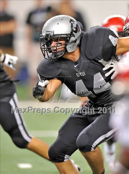 Thumbnail 3 in Cedar Hill vs. Guyer (Kirk Herbstreit National Kickoff Classic) photogallery.