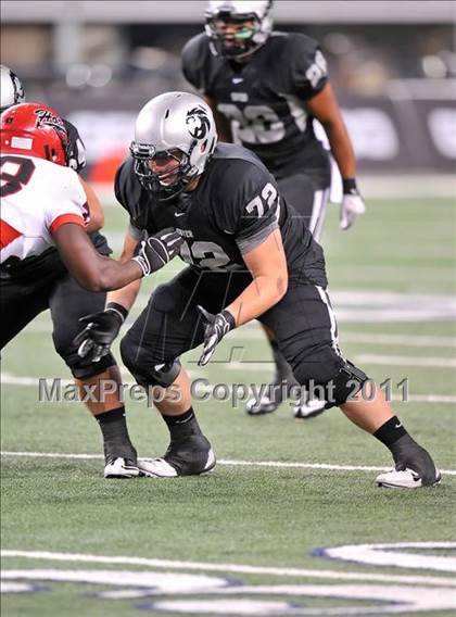 Thumbnail 3 in Cedar Hill vs. Guyer (Kirk Herbstreit National Kickoff Classic) photogallery.