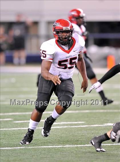 Thumbnail 3 in Cedar Hill vs. Guyer (Kirk Herbstreit National Kickoff Classic) photogallery.