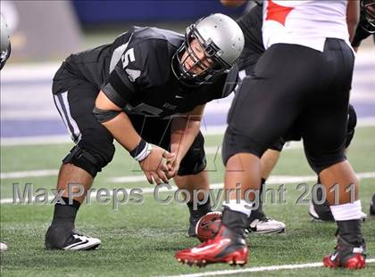 Thumbnail 1 in Cedar Hill vs. Guyer (Kirk Herbstreit National Kickoff Classic) photogallery.