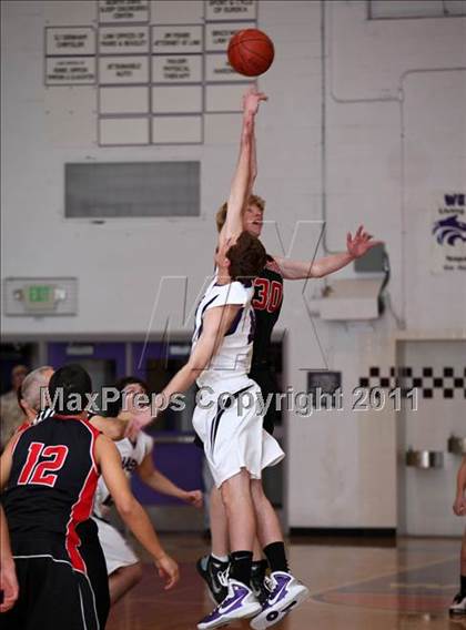 Thumbnail 2 in Foothill @ Shasta photogallery.