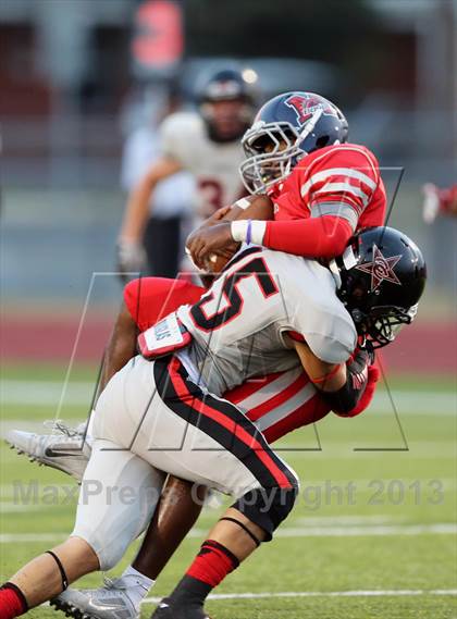 Thumbnail 2 in Boyd vs Coppell photogallery.