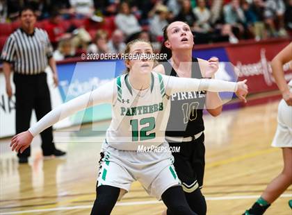 Thumbnail 1 in Delta vs. Pagosa Springs (CHSAA 3A Great 8) photogallery.