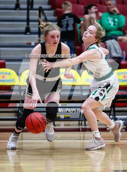 Thumbnail 2 in Delta vs. Pagosa Springs (CHSAA 3A Great 8) photogallery.