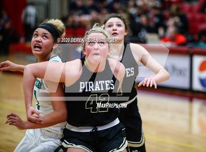 Thumbnail 2 in Delta vs. Pagosa Springs (CHSAA 3A Great 8) photogallery.